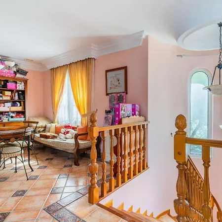 Lolita Holiday home